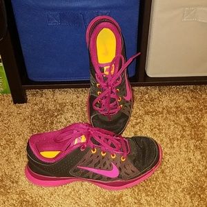 Womens Nike Running Shoes